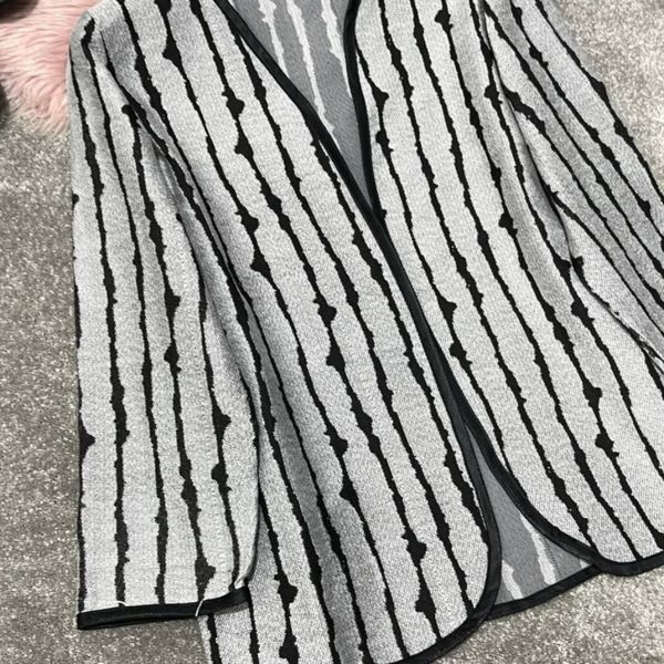 کت زنانه طرح گلیم زبرا