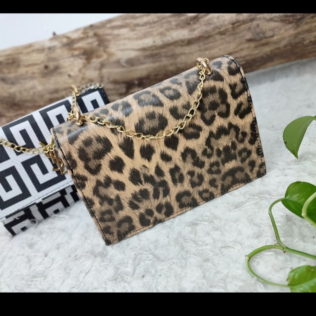 مشخصات کیف زنانه رودوشی مجلسی