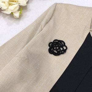 خرید آنلاین ست کت و شلوار ایلونا