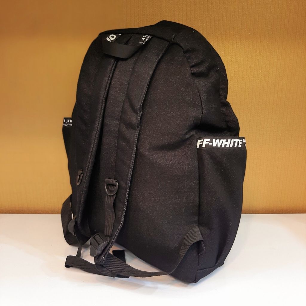 خرید انلاین کوله پشتی Labubu پارچه‌ای جین ذغالی