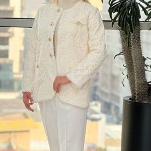 مشخصات مانتو گیپور گل مخمل مدل نیکا سایزبندی (36-44)