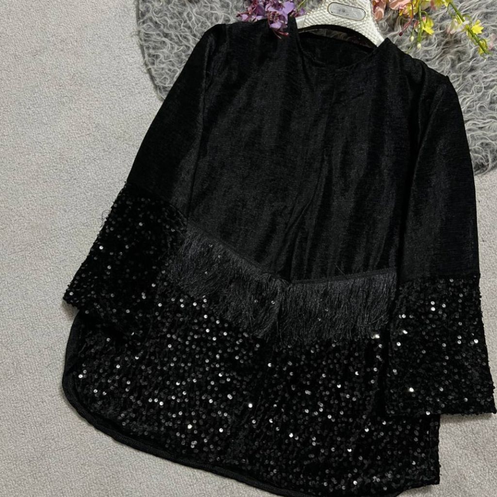 خرید آنلاین کت  زنانه  طرح مخمل پولکی