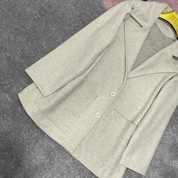 شکت فوتر زنانه طرح یقه انگلیسی