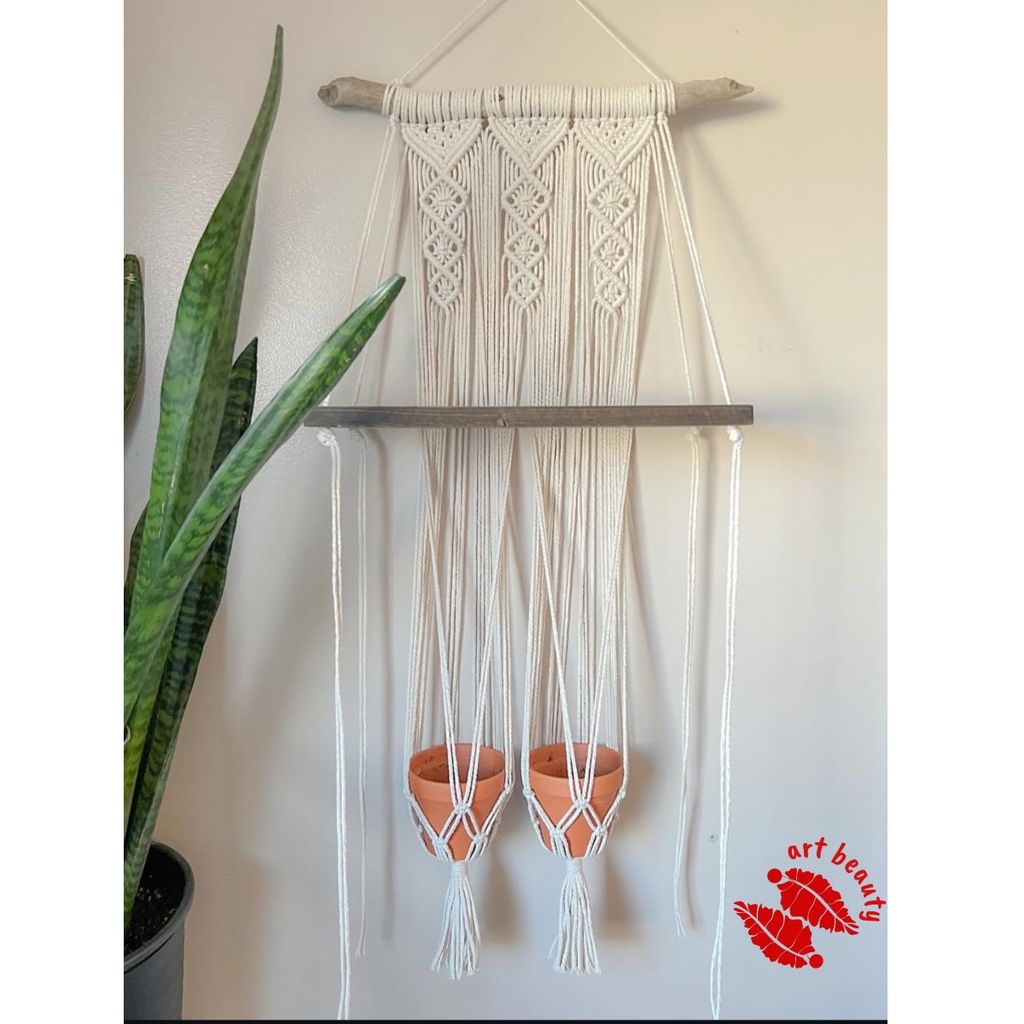 خرید انلاین ست شلف چوبی مکرومه با اویز گلدان طرح سیمین