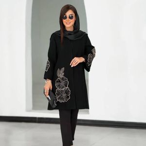 قیمت ارزان مانتو زنانه طرح گلرخ