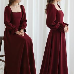 لباس مجلسی پوشیده