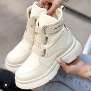 مشخصات بوت نیم بوت زنانه بوت کاپشنی