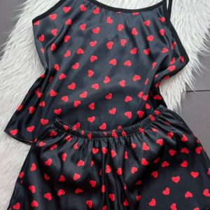 قیمت ارزان تاپ و شلوارک ساتن قلب قرمز