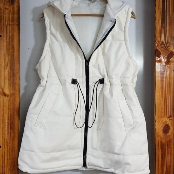 پافر چرم تیرکمونی اعلا سفید