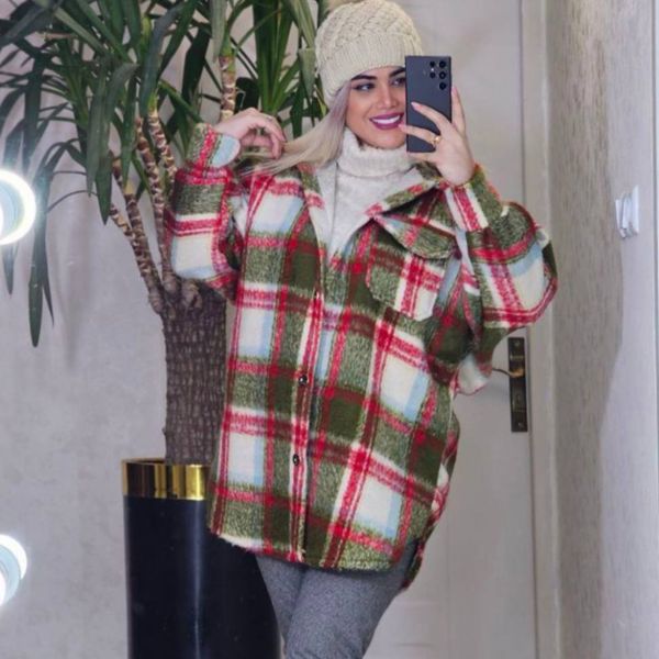 پالتو زنانه طرح موهردار ضخیم