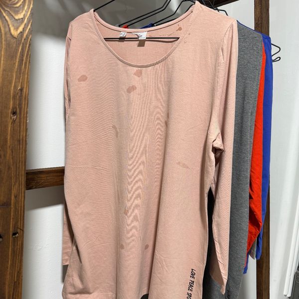 بلوز ساده زنانه