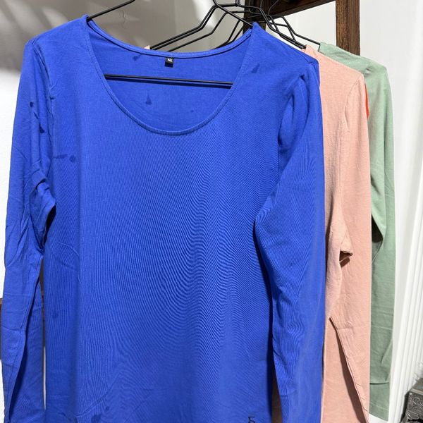 بلوز ساده زنانه