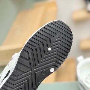 خرید آنلاین کتونی بزرگسال طرح بندی 8 از Trip کد 4070101