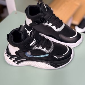 خرید اینترنتی قیمت کتونی بچگانه طرح نایک دراگون کد 4070102