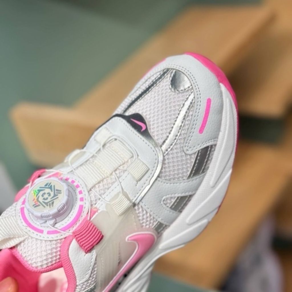 قیمت ارزان کتونی بچگانه طرح نایک v2k پالیز کد 4070103