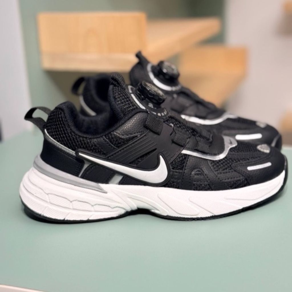 فروش اینترنتی کتونی بچگانه طرح نایک v2k پالیز کد 4070103