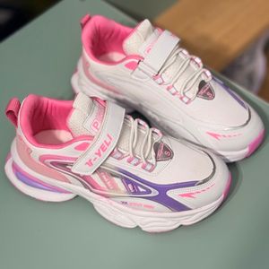 خرید اینترنتی قیمت کتونی بچگانه طرح Yelli پالیز کد 4070104