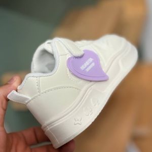 خرید انلاین ونس بچگانه طرح قلبی از Kids کد 4070106