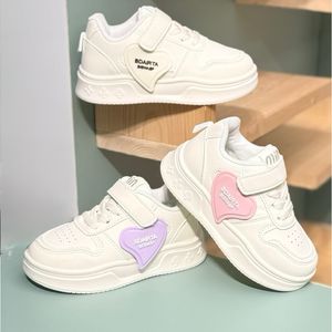 خرید اینترنتی قیمت ونس بچگانه طرح قلبی از Kids کد 4070106