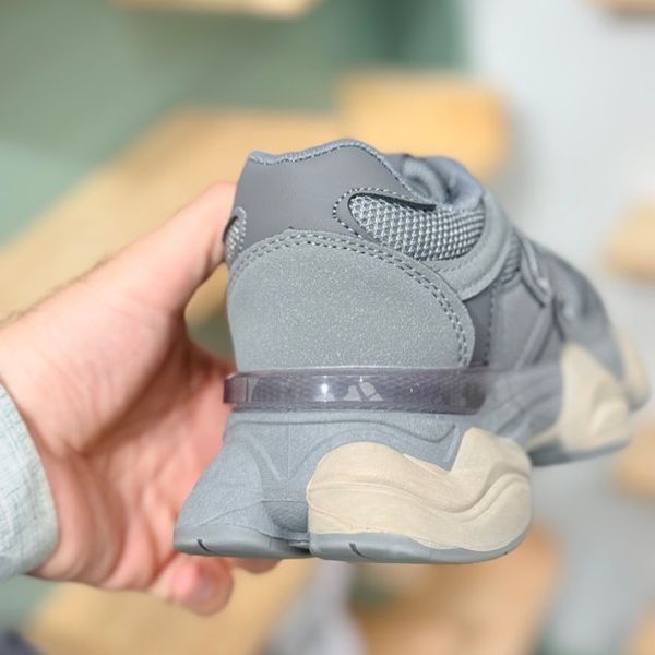 کتونی طرح دوخط ganji از Trip کد 4070202