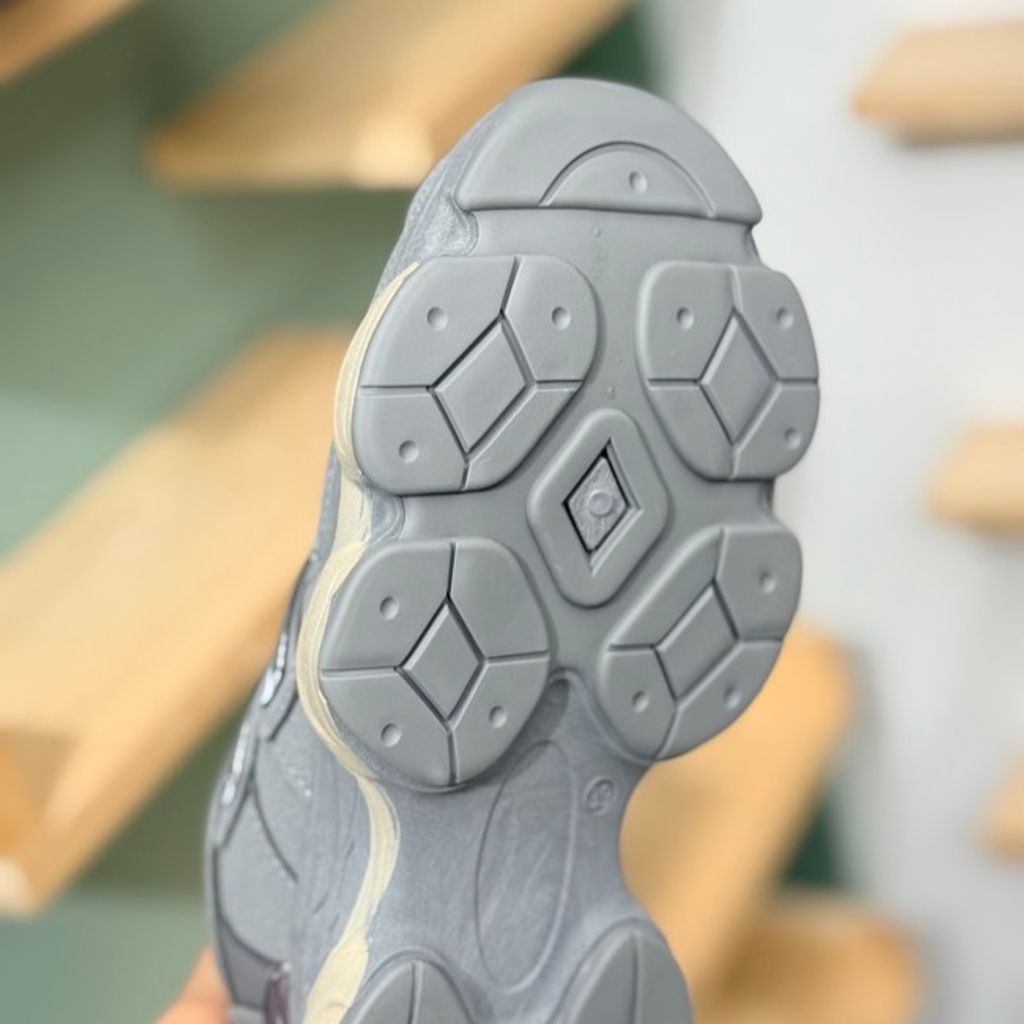 خرید اینترنتی قیمت کتونی طرح دوخط ganji از Trip کد 4070202