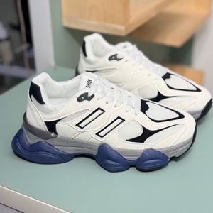 خرید اینترنتی قیمت کتونی طرح دوخط ganji از Trip کد 4070202