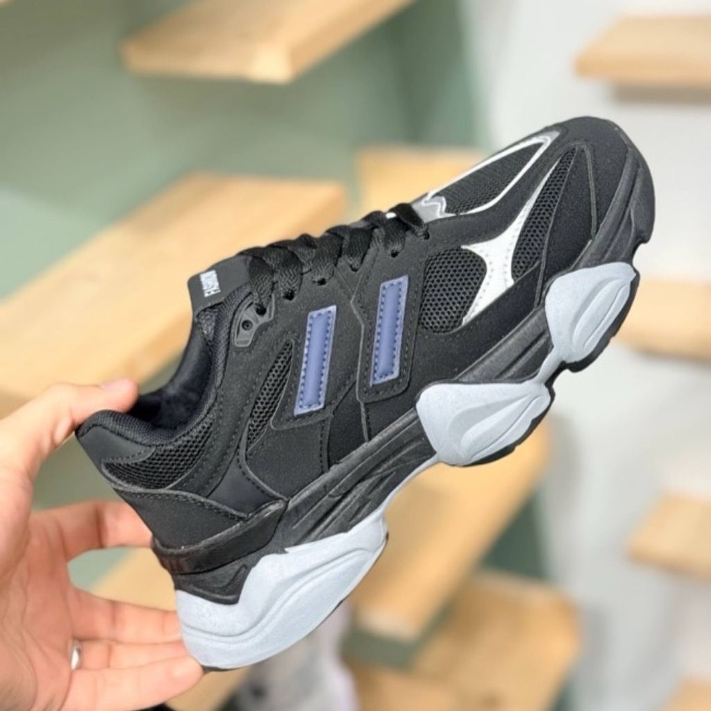 خرید اینترنتی کتونی بزرگسال طرح دوخط ganji از Trip کد 4070202