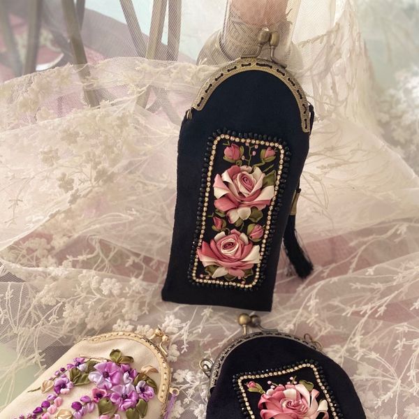 کیف عینک مدل قصر گل