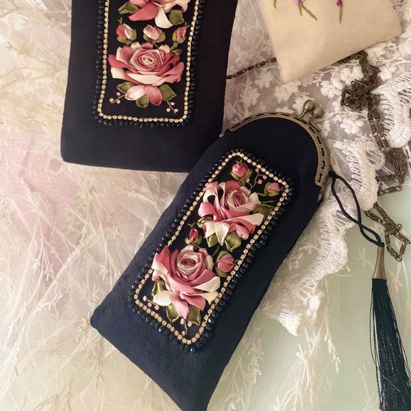 کیف عینک مدل قصر گل