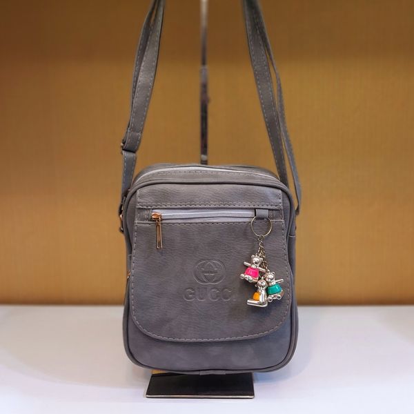 کیف دوشی خاکستری طرح Gucci