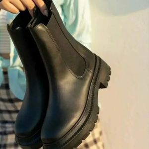 خرید آنلاین نیم بوت بغل کش