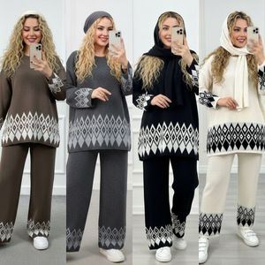 قیمت ارزان بافت زنانه ست طرح دار