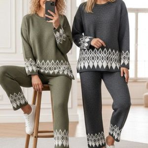 خرید اینترنتی بافت زنانه ست طرح دار