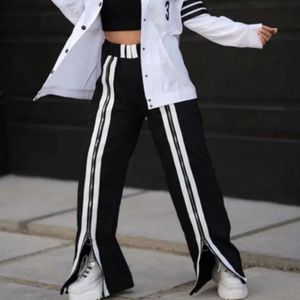 مشخصات شلوار زنانه طرح ساتین جلو زیپ نوار دار