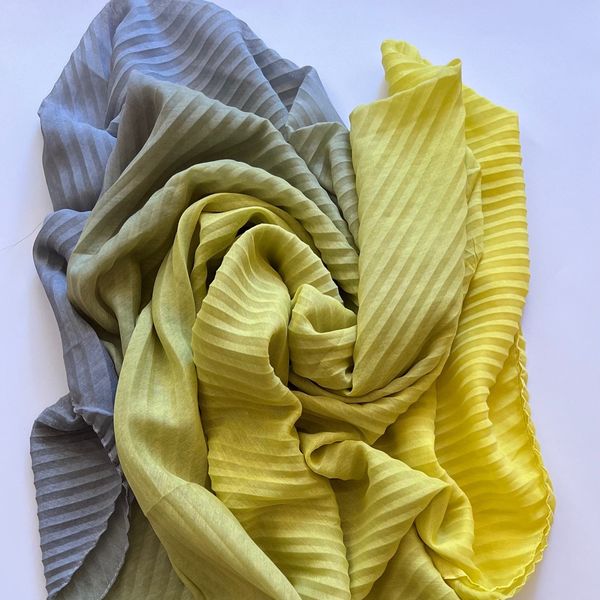 روسری پلیسه طیفی کد 1179