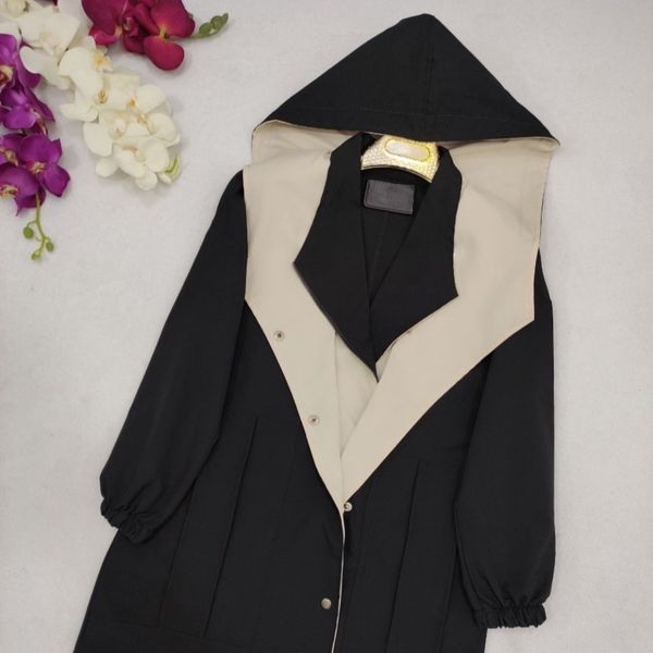 بارونی زنانه آسنا