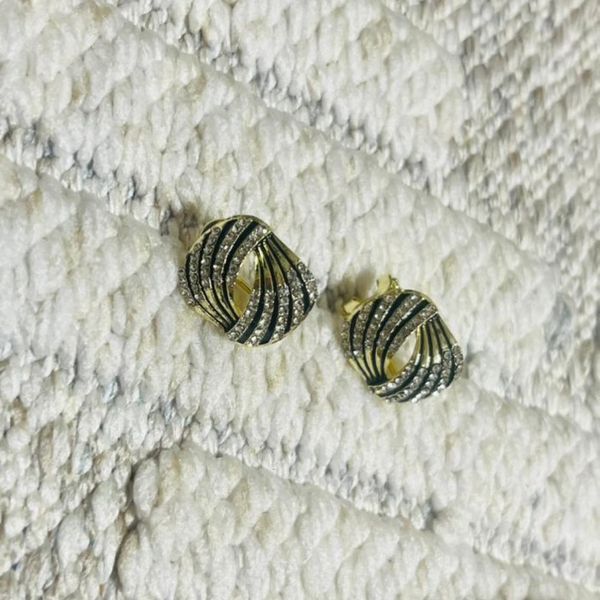 گوشواره میخی طرح مارپیچ - zivar_j - Gosh - 001