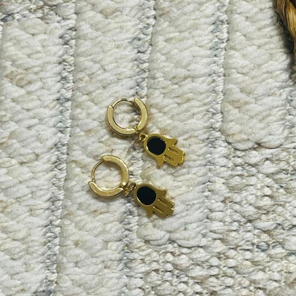 گوشواره کلیپسی طرح دست - zivar_j - Gosh - 008