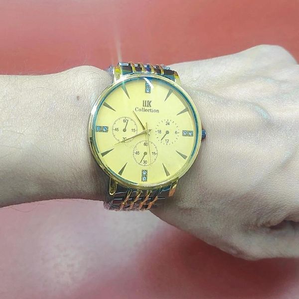 ورق بزنید ساعت مچی عقربه ای IIK Collection