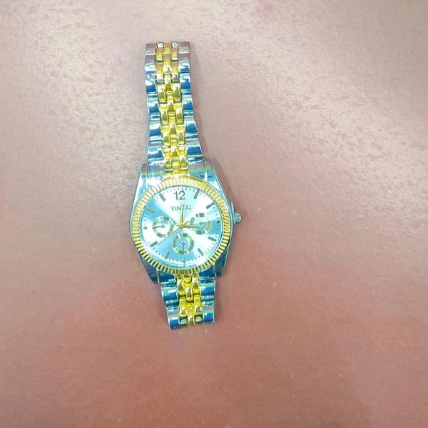 ساعت عقربه ای yintai