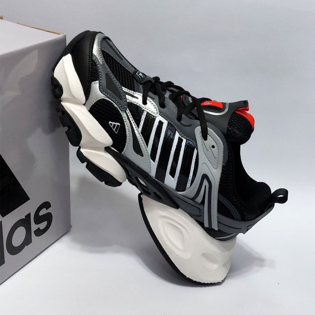 فروش اینترنتی کتونی آدیداس دیلاکس Adidas Deluxe کیفیت عالی