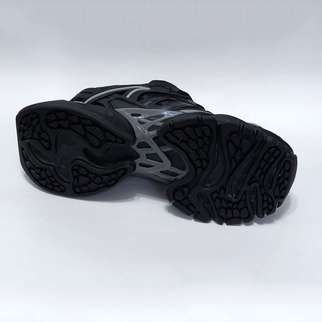 خرید اینترنتی کتونی آدیداس دیلاکس مشکی Adidas Deluxe