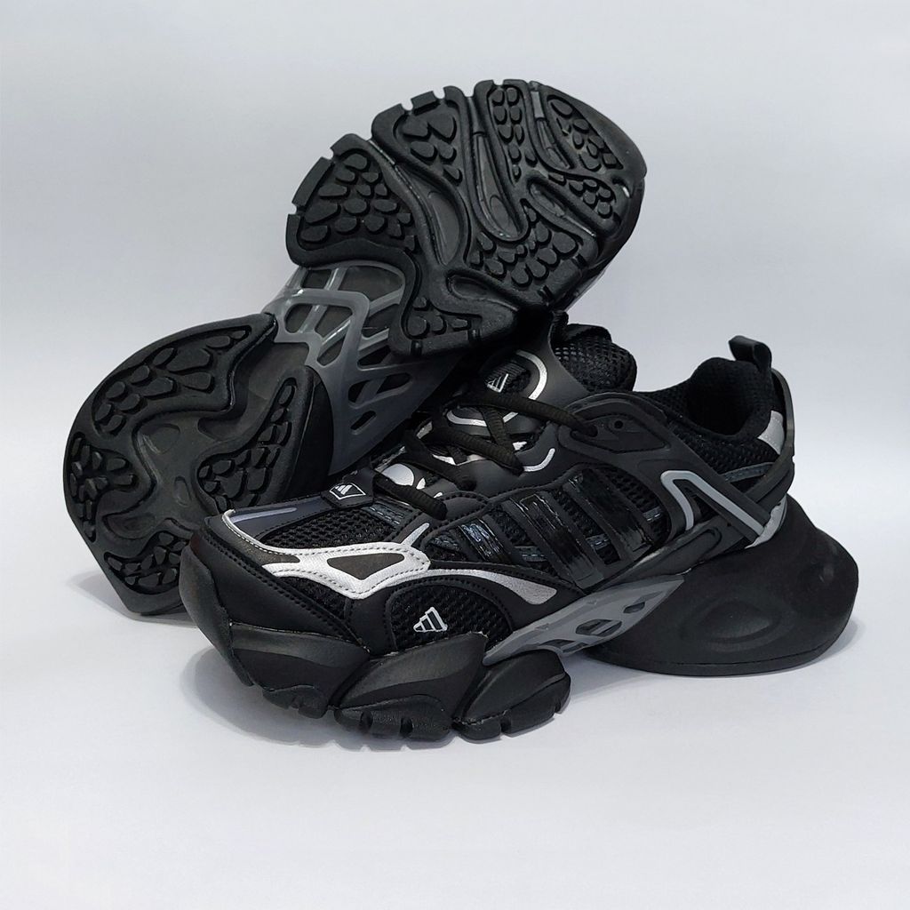 خرید انلاین کتونی آدیداس دیلاکس مشکی Adidas Deluxe