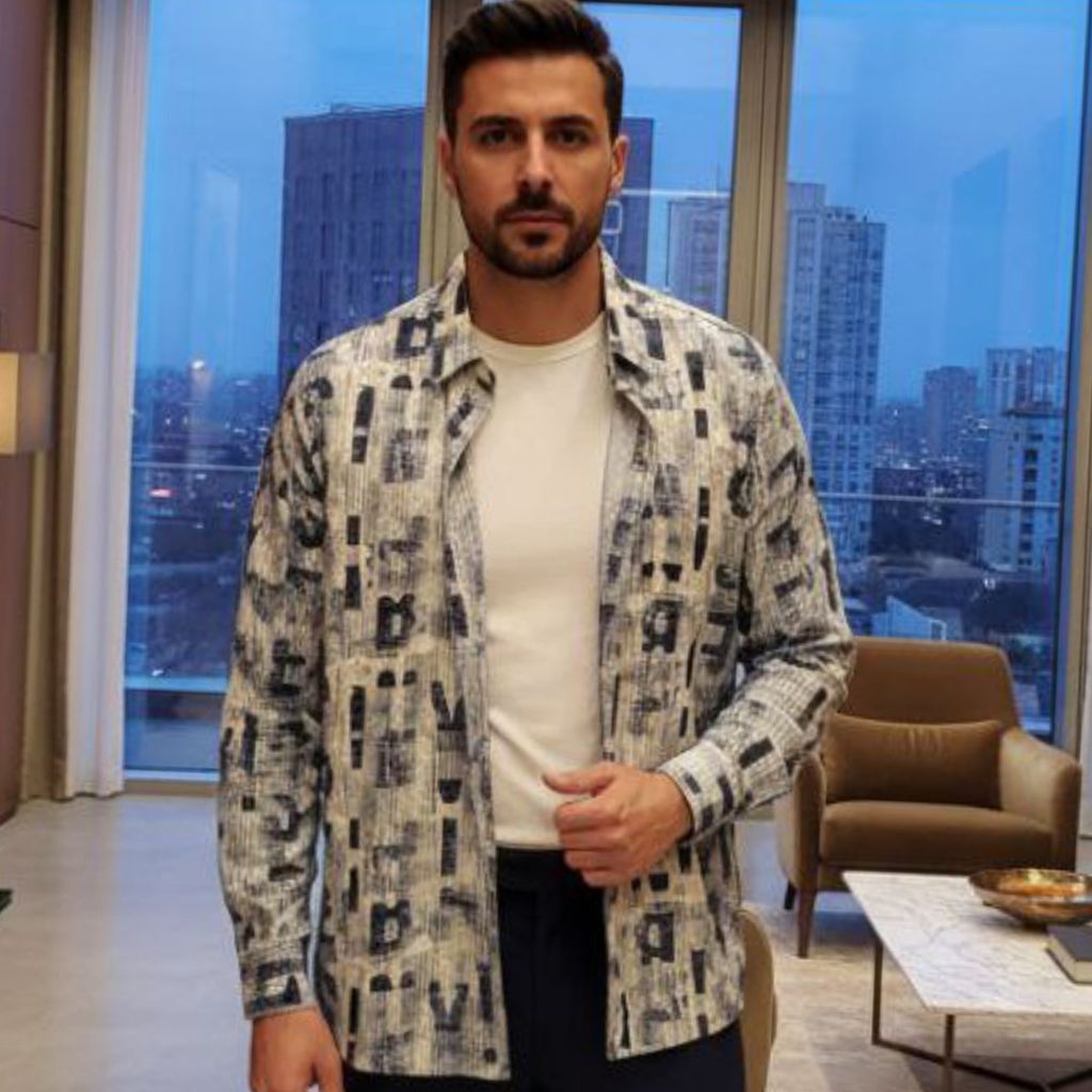 قیمت ارزان پیراهن مردانه پاییزه طرح گلیمی مخمل