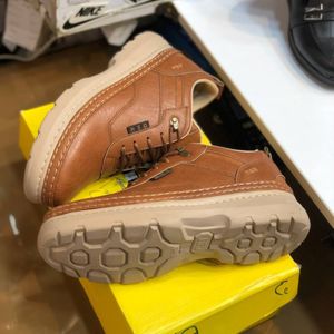 فروش اینترنتی کفش چرم اسپرت مردانه مدل فراز رنگ عسلی