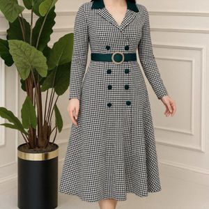 خرید آنلاین مانتو زنانه طرح پاییزی