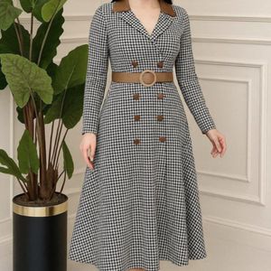 فروش اینترنتی مانتو زنانه طرح پاییزی