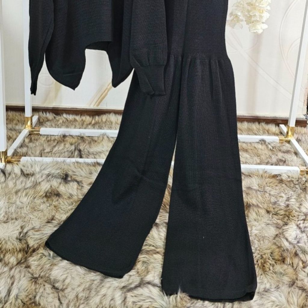 مشخصات ست شومیز و اورال هستی