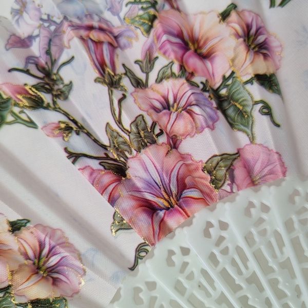 بادبزن دستی زنانه