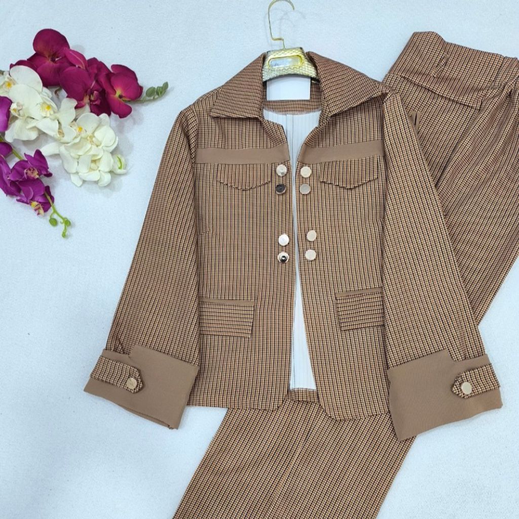 خرید آنلاین کت و شلوار زنانه طرح راسپینا